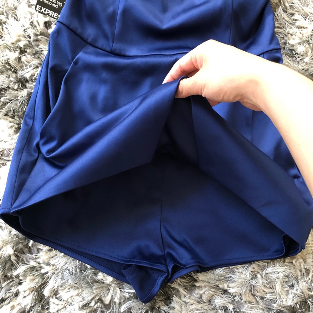 EXPRESS Strapless Romper - Picture 4 of 8